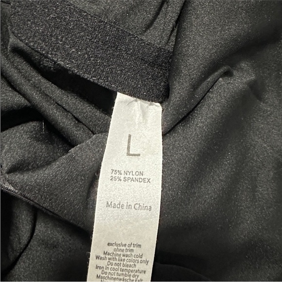 🎀 Bundle of 5 Woman’s Spring & Summer Dresses Size Large - Picture 10 of 10